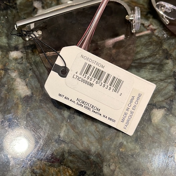 New Leith Sunglasses for Nordstrom - Picture 4 of 4